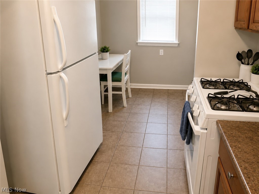 Wickliffe Village 08 - Residential