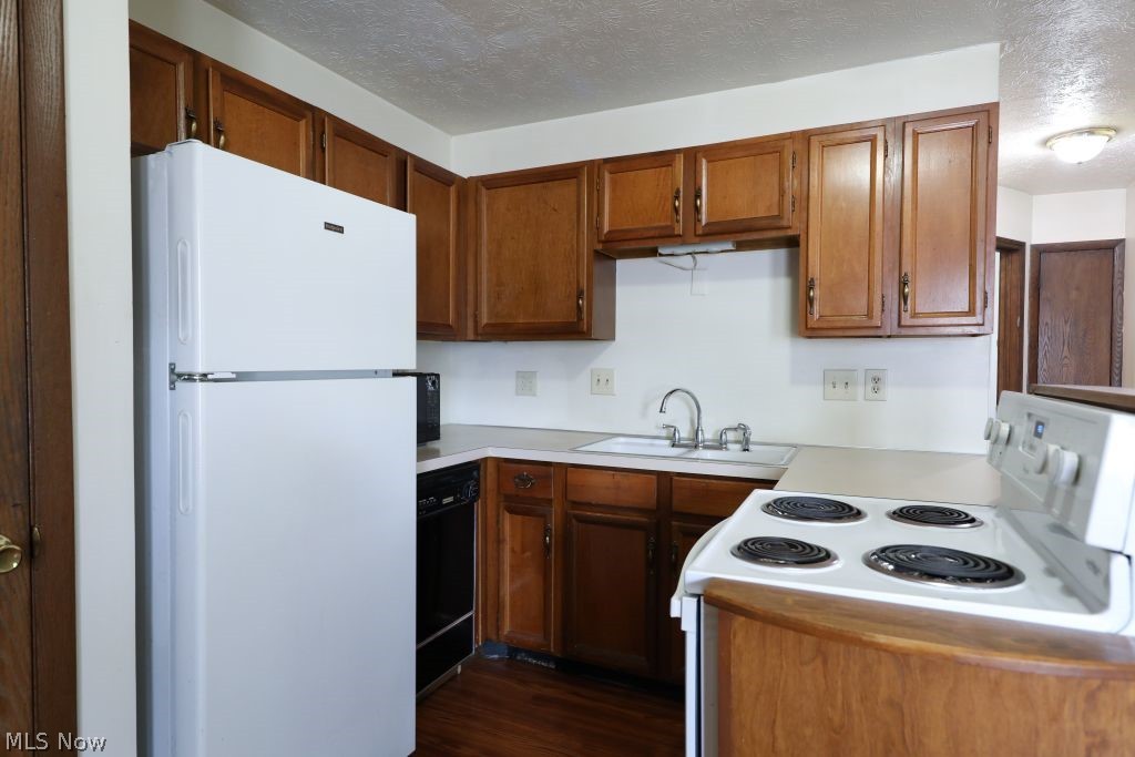 Pembrooke Condo - Residential