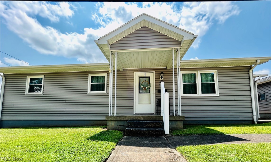 MOVE-IN READY! This beautifully maintained 3-bedroom, 1.5-bath home offers convenient single-story living and is situated on a highly desirable corner lot. The expansive full basement features a dedicated laundry area, a half bath, and endless potential for additional finished living space, recreation, or storage.
A standout feature of this property is the massive 25' x 24' detached two-car garage, providing ample off-street parking and equipped with a 240-volt outlet and 30-amp service—ideal for hobbies, projects, or workshop use.
This turnkey home is conveniently located just blocks from schools, local dining, shopping, and State Route 7, offering both comfort and accessibility.