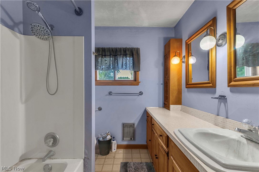 J Street #2 - Commercial Sale