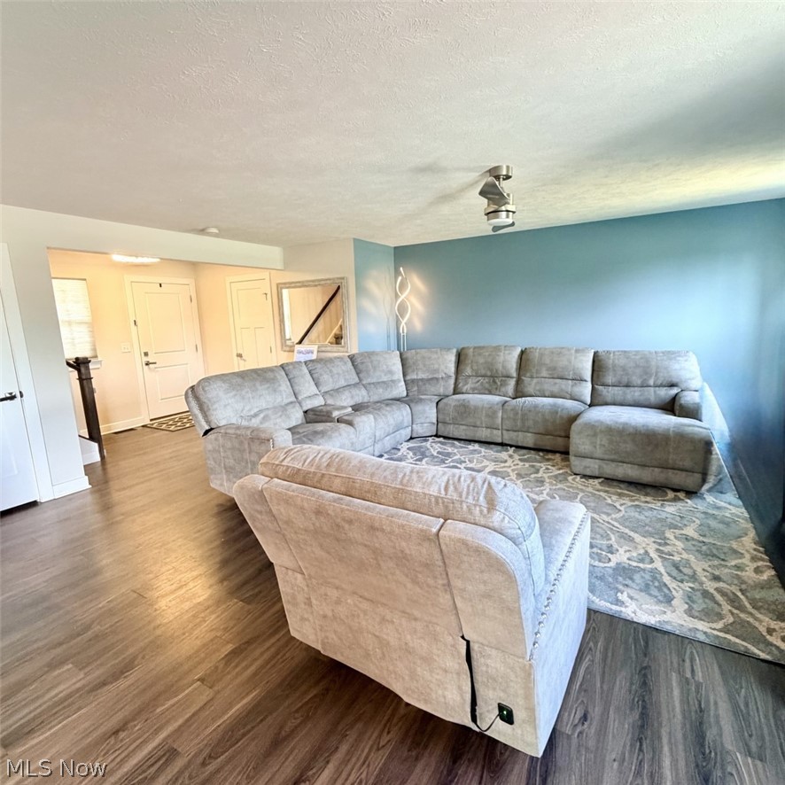 Fairway Glenn - Residential