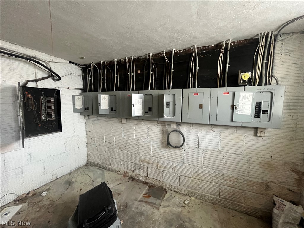 Storer - Commercial Sale