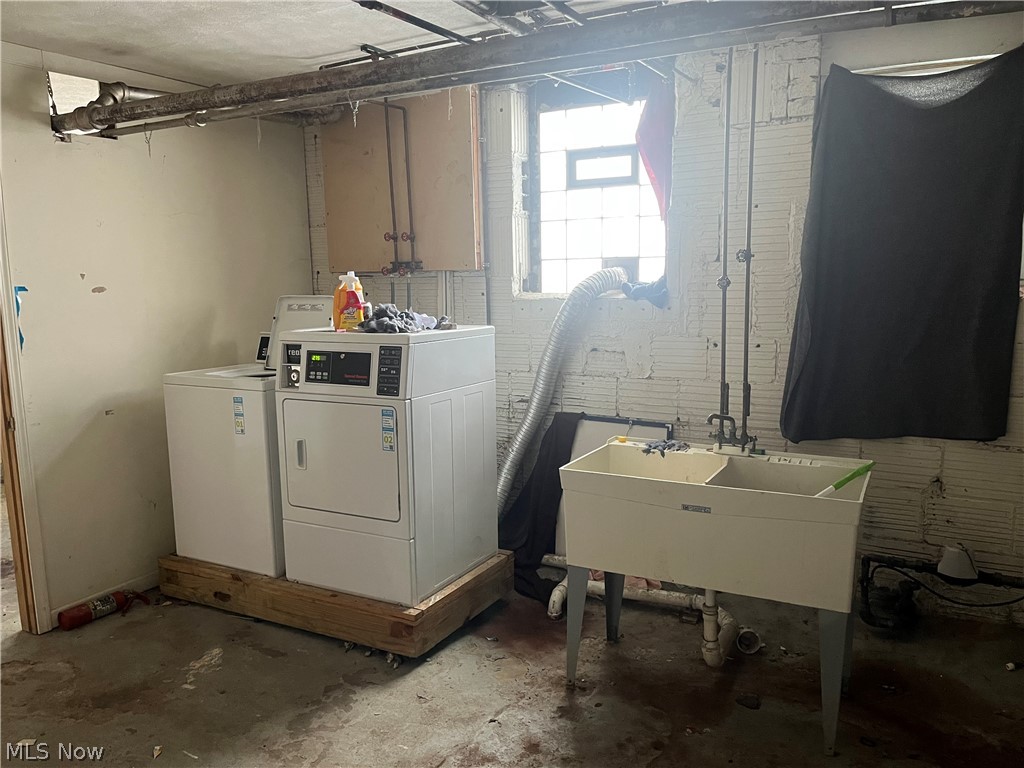 Storer - Commercial Sale