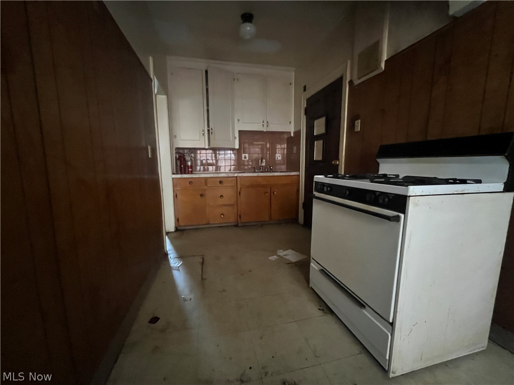Storer - Commercial Sale