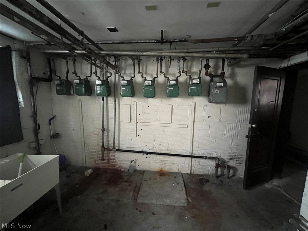 Storer - Commercial Sale