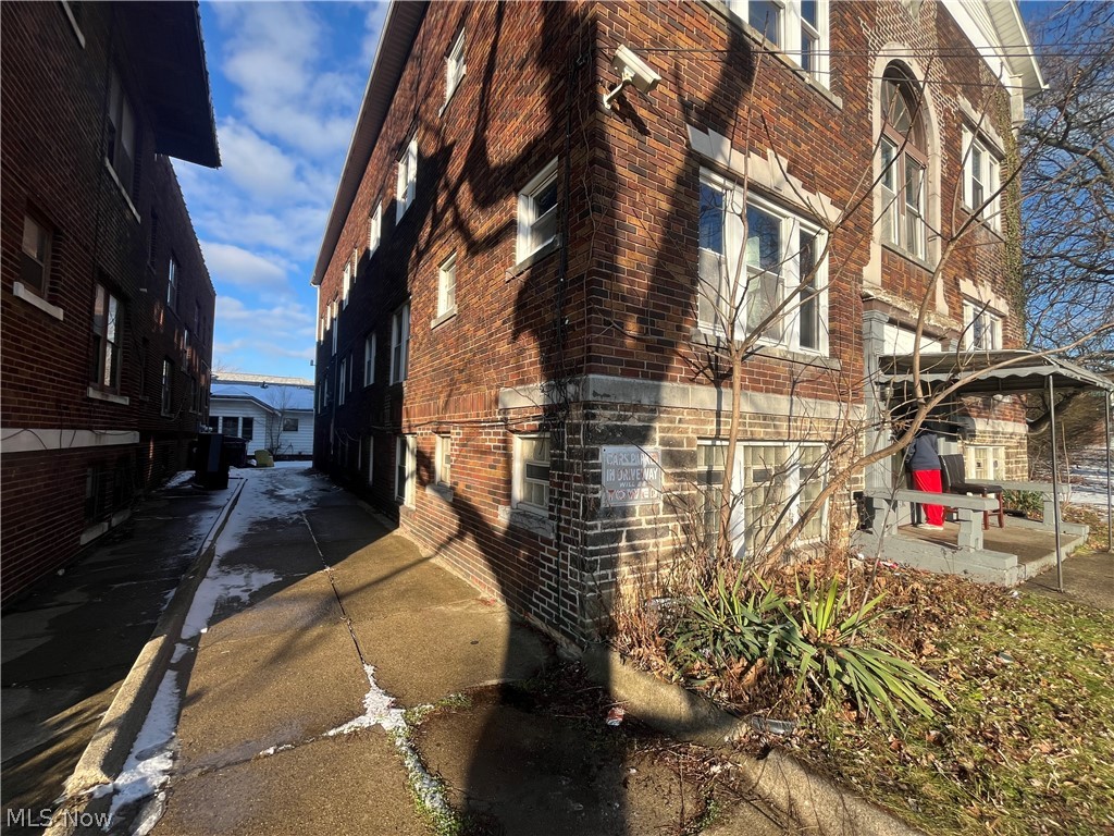 Storer - Commercial Sale