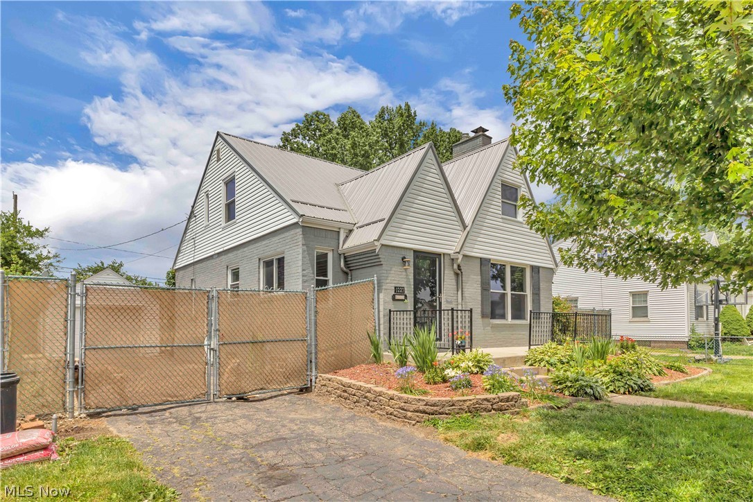 West Manor - Residential