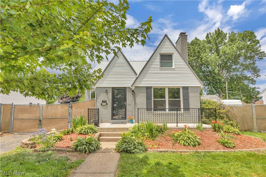 Welcome to this beautifully renovated 3-bedroom, 1.5-bathroom bungalow offering 1,308 square feet of move-in ready living space. The home features a practical layout paired with many recent upgrades.  Inside, you will love the updated cabinets and stone countertops and a full suite of stainless steel appliances. Classic hardwood floors flow through the main living areas. The full basement offers excellent flexibility for a recreation room, home gym, or extra storage.  Step outside to see a private, fully fenced-in backyard, a detached garage, and a large storage shed for extra convenience. Located near local schools, parks, and amenities, this turnkey property delivers incredible value.