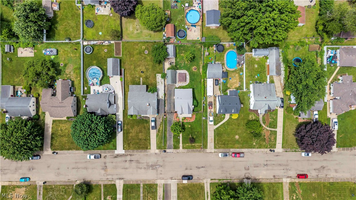 West Manor - Residential