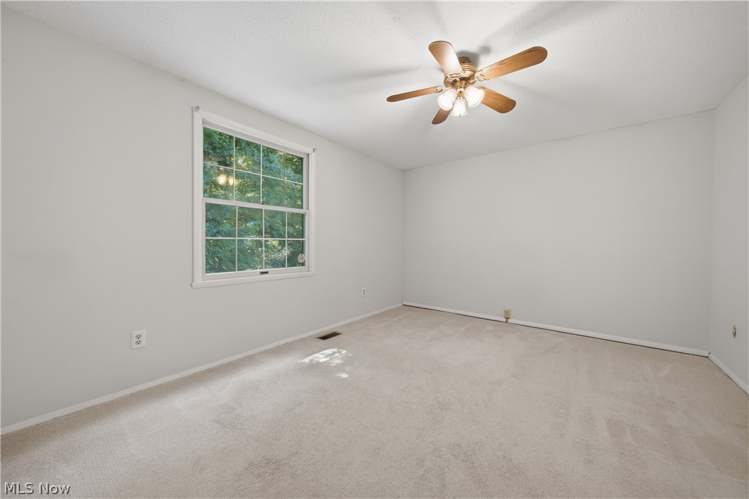 Woodland Lake Condo - Residential