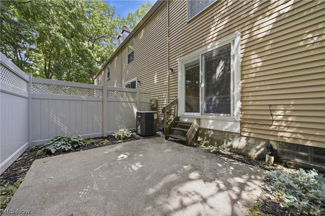 Woodland Lake Condo - Residential