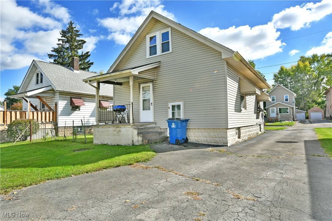 Lyons - Residential