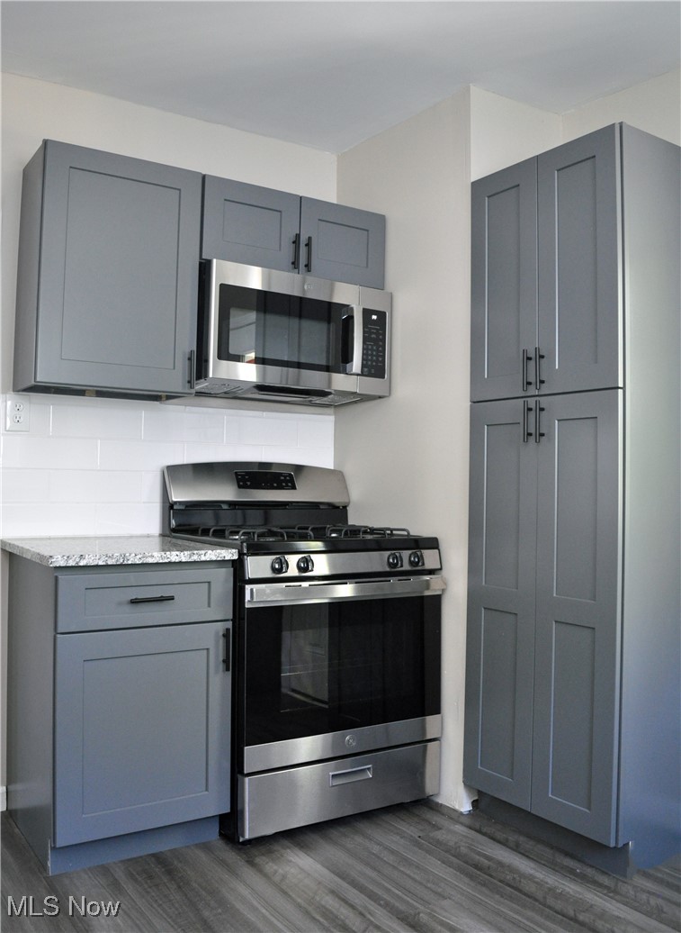 W S Streator Trustees - Residential