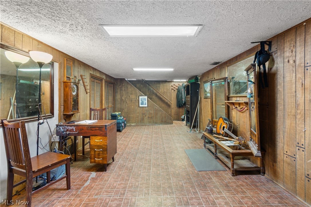 Jamestown Village - Residential