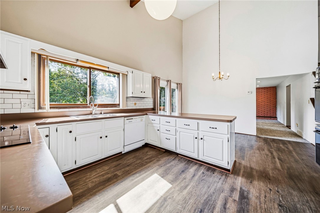 East Lynn Mdws - Residential