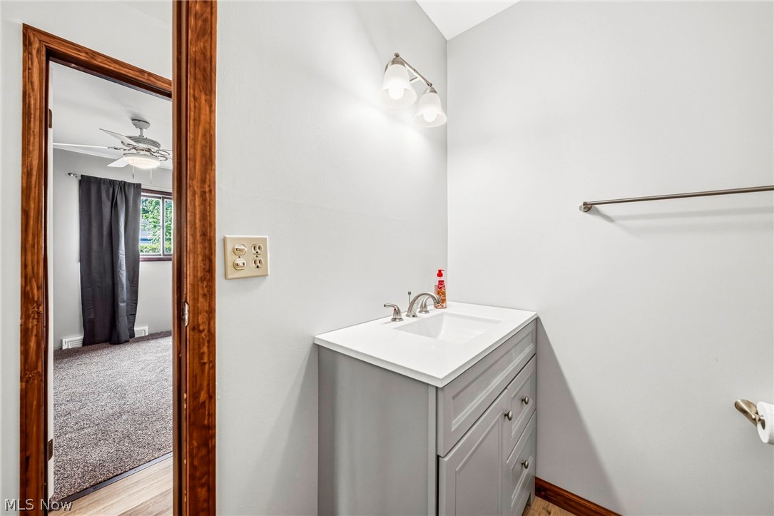 East Lynn Mdws - Residential