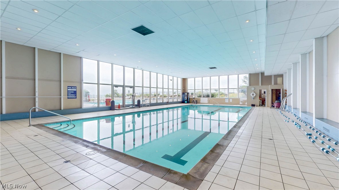 Carlyle Condo - Residential