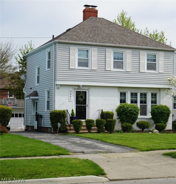 Welcome to our charming home on beautiful tree-lined Silsby Rd. We offer an airy kitchen with a breakfast nook and fresh
modern appliances. A proper dining room and spacious living room with elegant hardwood floors. There is also a den/play
room for more fun! Upstairs you will find a large master bedroom, two additional spacious bedrooms and a full bathroom.
There is an additional half bathroom right off the kitchen on the first floor. The basement is beautifully finished with ample
storage space. Detached 2 car garage, brick patio