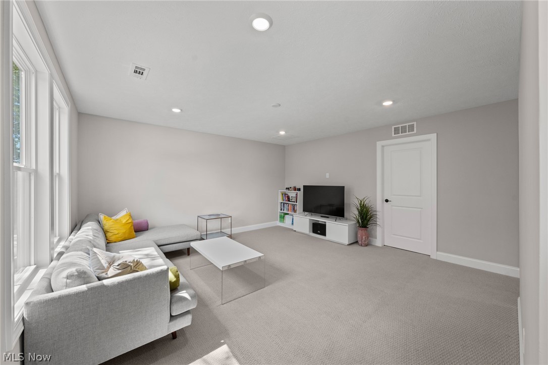 Lakes/Orange Sub Ph 7 - Residential