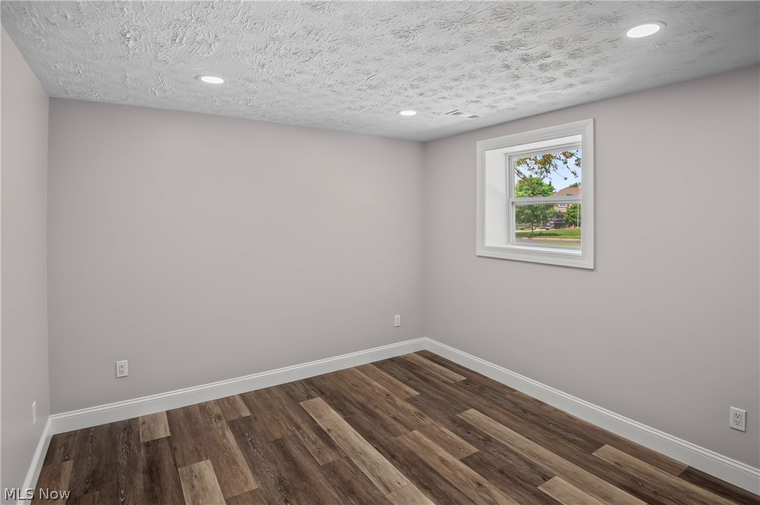 College Park 4 - Residential