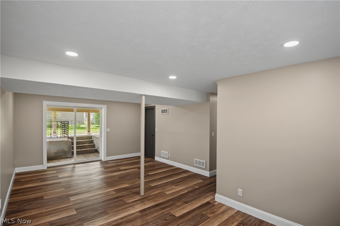 College Park 4 - Residential