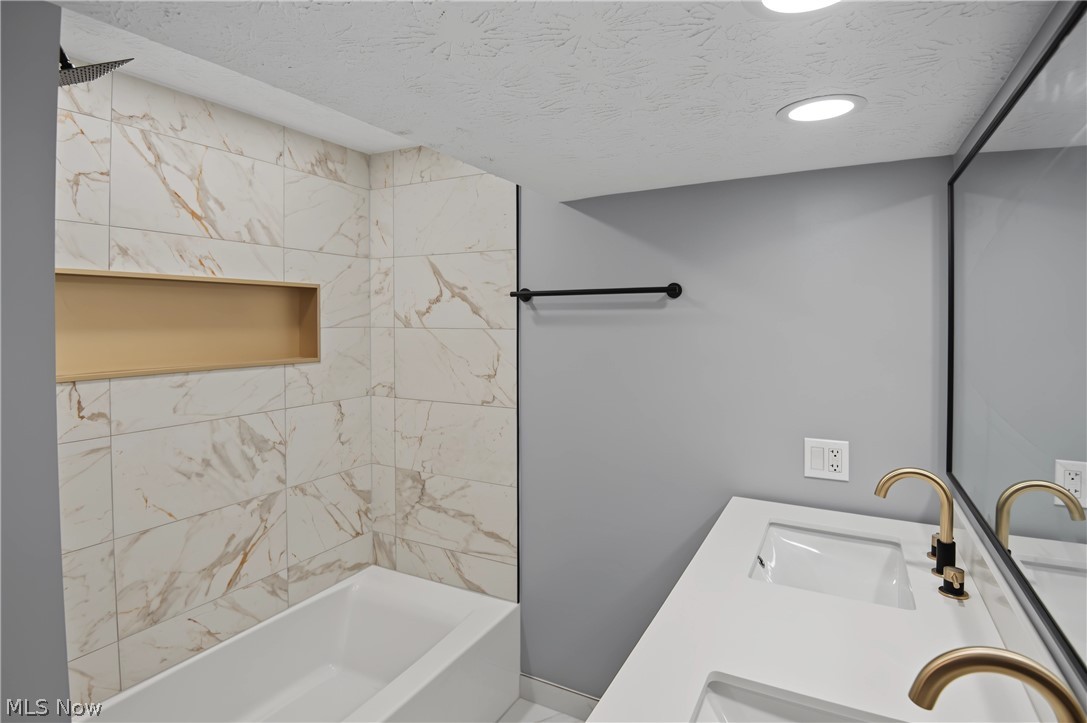 College Park 4 - Residential
