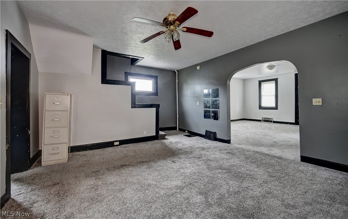 Village/Sugarcreek - Residential