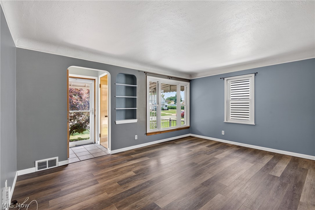 Ridgewood - Residential