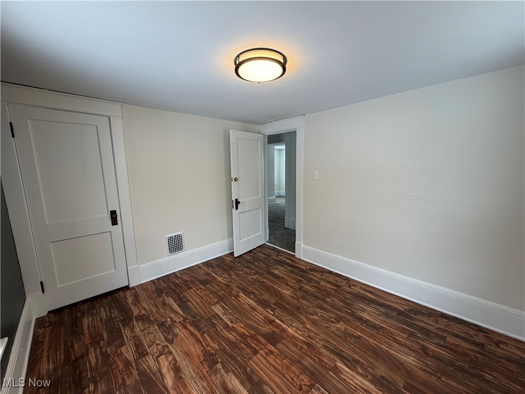 J M E - Residential Lease