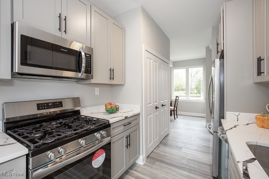 Van Aken Mews - Residential