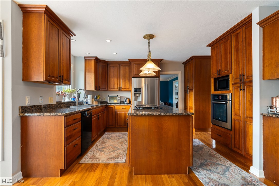 Greenbriar Hills - Residential
