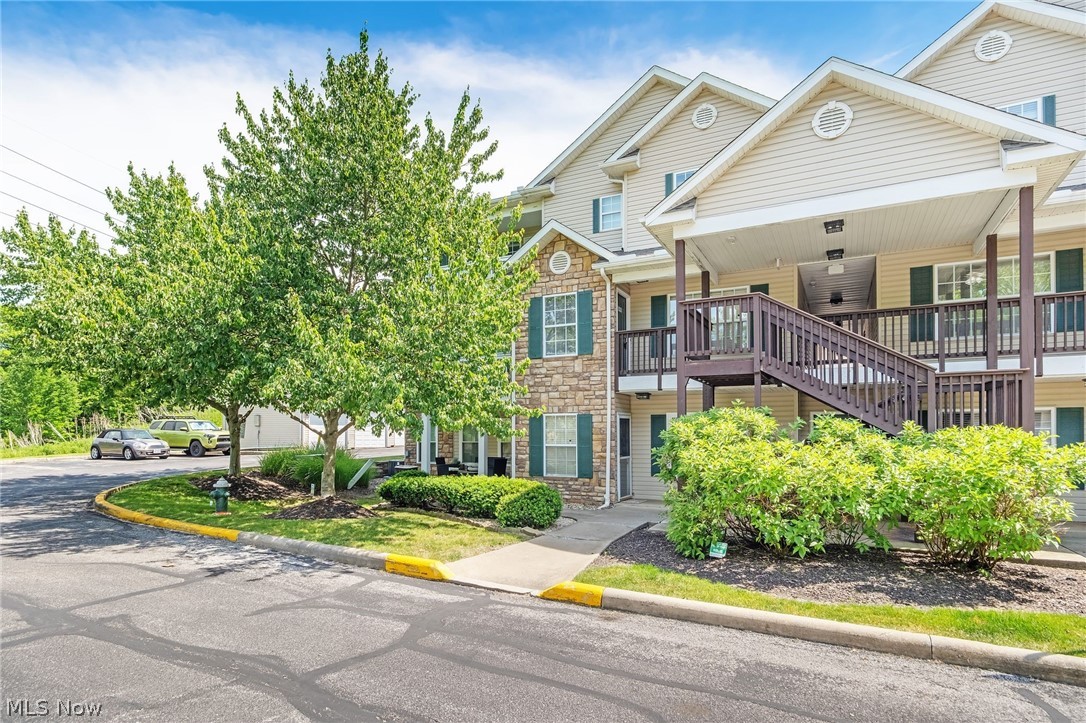 Lenox Creek Condos - Residential