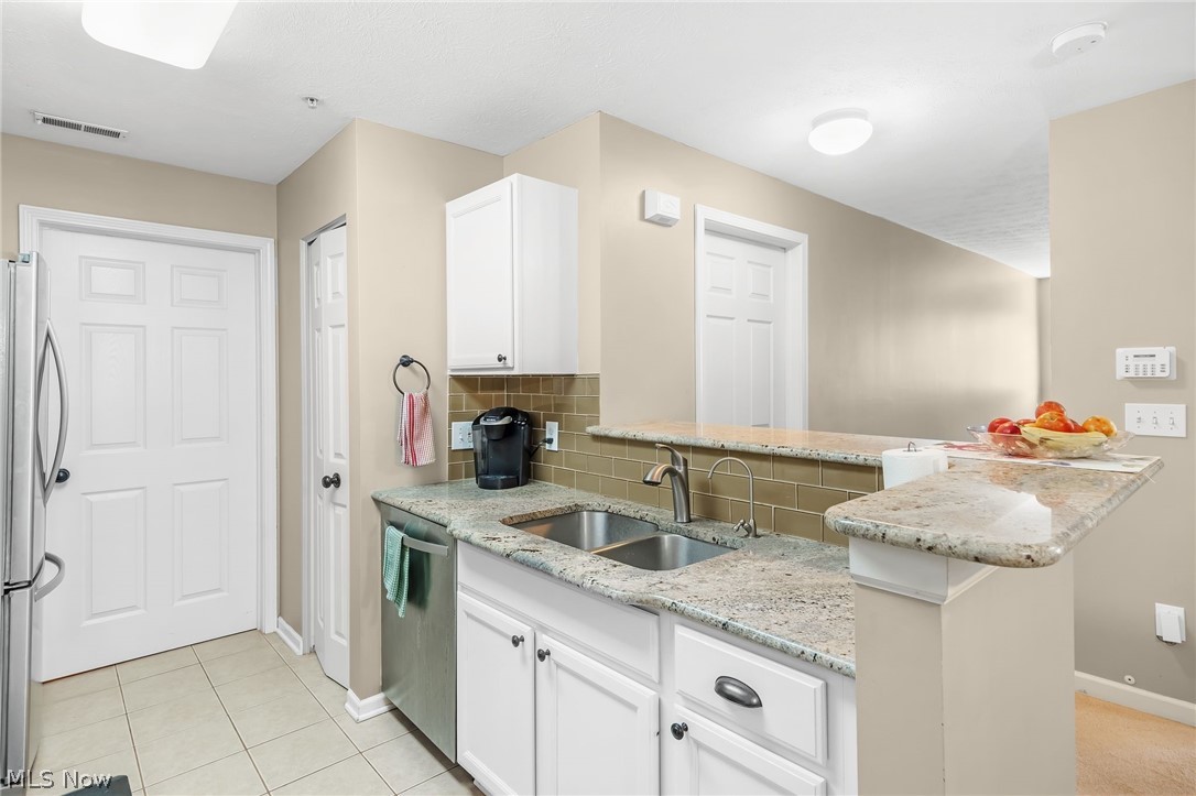 Lenox Creek Condos - Residential
