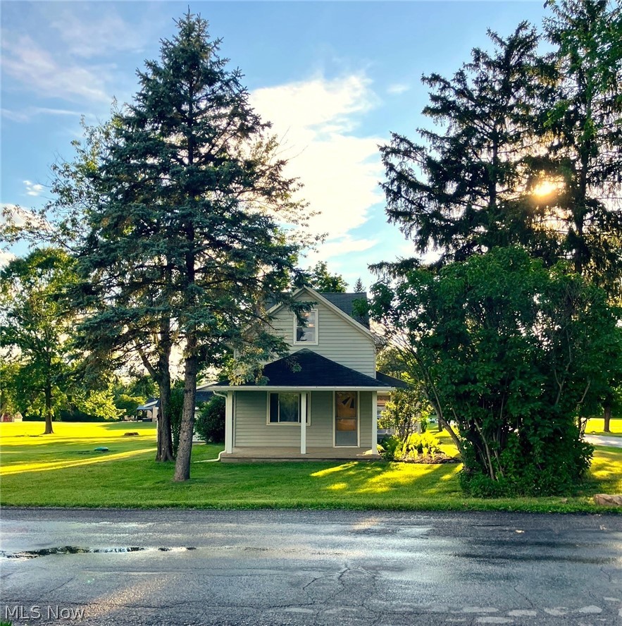 Own your own little piece of heaven with this century home on 2.37 acres in Columbiana School District. 3 Bedrooms with sitting/gaming area upstairs. 3 Car detached garage. Sun room for coffee in the morning and sunsets in the evening. Plenty of yard to live your outdoor dreams! Take a look today! This one won't last long!