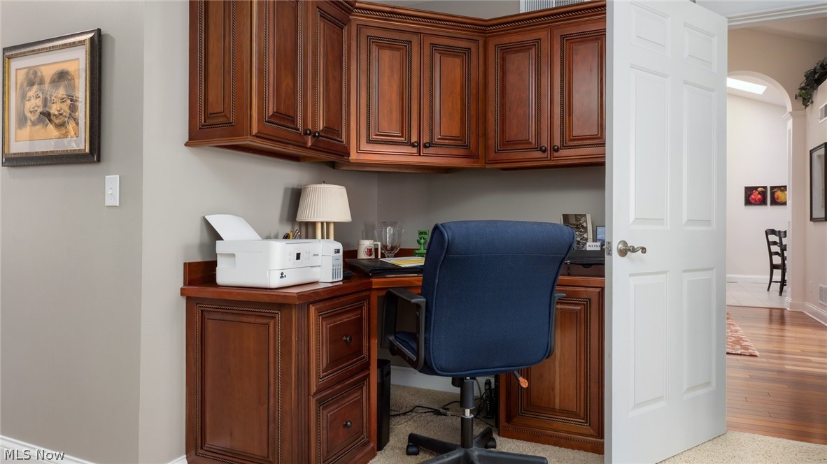 Ashton Woods Condo - Residential