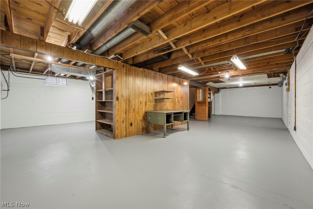 Lee Win Acres - Residential