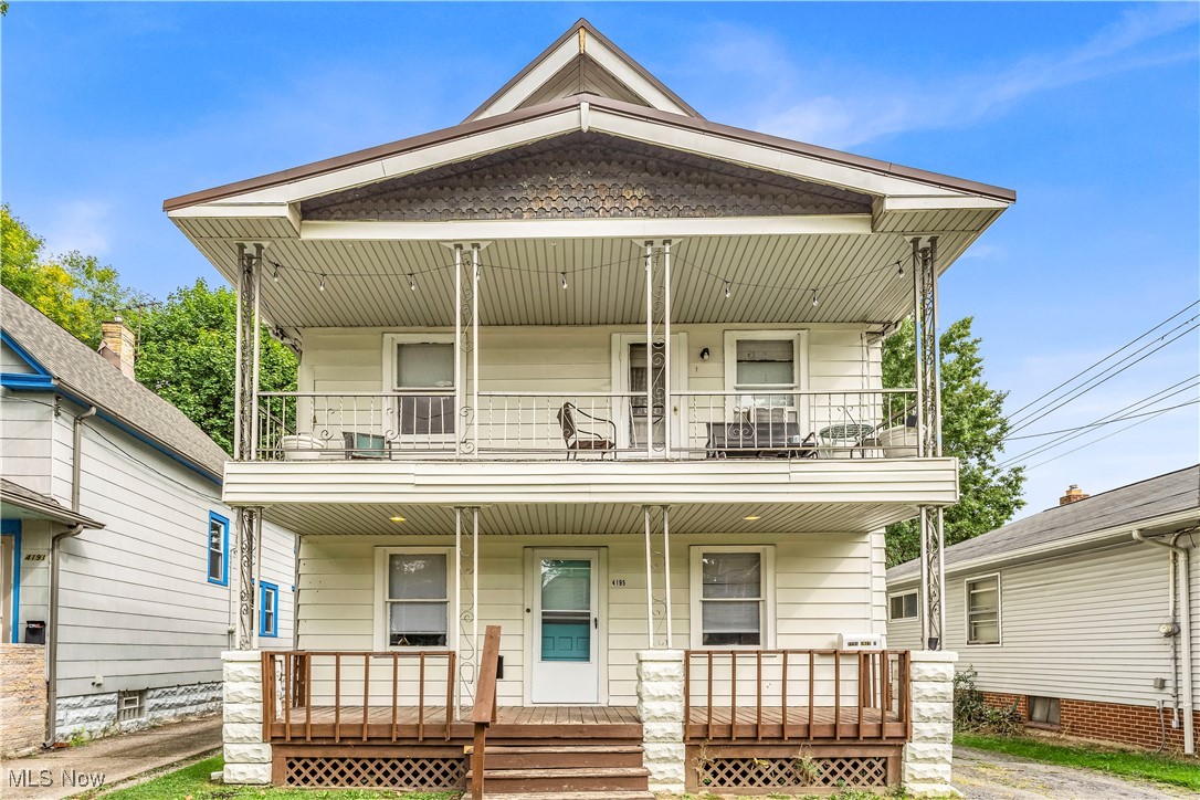 4195 W 22ND ST | DN, Cleveland- Spacious 2 bed 1 bath multi-family home! //

$ 900 rent / $ 900 deposit //
$49 application fee per adult //
1-2 pets OK in this unit. After application pre-approval, a PetScreening is required for any animals to proceed with one of our properties; a PetScreening affidavit is still required if you have no pets. (Some breed restrictions apply per HUD guidelines). //
NO SMOKING //
1 time $129 non-refundable set up fee paid at lease signing //

$30/month required resident benefit package; can include personal property/liability insurance for an additional $5/month for $35/month total. //

After application Pre-Approval 1 applicant per household application is required to fill out a PetScreening application,before being about to proceed with placing a Reservation Fee for one of our properties.  You will receive a pre-approval for your application and in order to proceed, the PetScreening is required. Even if you have NO pets - this application must be filled out. One time, non-refundable pet fee of $200-500 per animal applies to all pets & must be paid before or when you pay your first month rent. (No fee for qualified assistance animals).//

Our application is processed through secure site: Findigs, and they require ID and income verification. Without this, your application will not be processed. They offer 24/7 chat support on their application directly if you have any questions. //

BEDROOMS: 2 //
BATHROOMS: 1 //
APPLIANCES PROVIDED: N/A //
UTILITIES / RESIDENT RESPONSIBILITY: Resident pays gas and electric and is responsible for snow removal. //

Serious inquiries only.