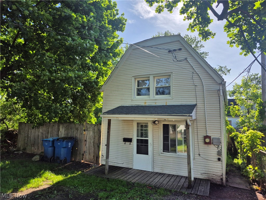 Whether you’re looking for a vacation getaway, or investment property, this Charming 2-bedroom bungalow offers a Fantastic location just steps from Lake Erie! Enjoy the benefits of a partially fenced side yard along and plenty of parking including enough room if you are towing a boat. Great location close to it all, with easy access to nearby restaurants, Black River Landings Concerts, boat launches for fishing or travel to the Lake Erie Islands, and major highways for commuting to Cedar Point which is only 20 minutes away and everyday conveniences.
This cozy home features important recent updates, including a new furnace and hot water tank installed in December 2024, plus a newer roof completed in 2020—offering added peace of mind for years to come.