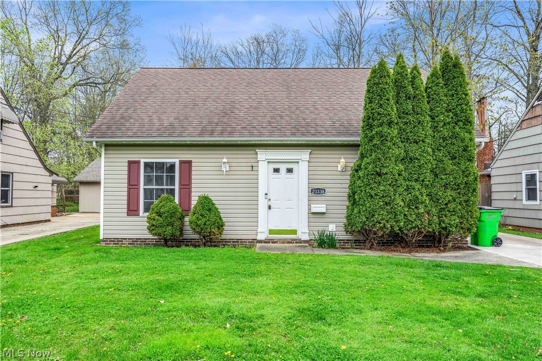 23338 Williams Ave, Euclid - Spacious 3 bed 2.5 bath single family home! //

$ 1350 rent / $ 1350 deposit //
$49 application fee per adult //
1-2 pets OK with approved PetScreening and PetFee.(Some breed restrictions apply per HUD guidelines). //
NO SMOKING //
1 time $149 non-refundable set up fee paid at lease signing //

$30/month required resident benefit package; can include personal property/liability insurance for an additional $5/month for $35/month total //

All applicants are required to fill out a PetScreening application, found on our website directly on the application before being processed. Even if you have NO pets - this application must be filled out. One time, non-refundable pet fee of $200-500 per animal applies to all pets & must be paid prior to or when you pay your first month rent. (No fee for qualified assistance animals). //

Our application is processed through secure site: Findigs, and they require ID and income verification. Without this, your application will not be processed. They offer 24/7 chat support on their application directly if you have any questions. //

BEDROOMS: 3 //
BATHROOMS: 2.5 //
APPLIANCES PROVIDED: Stove and dishwasher //
UTILITIES / RESIDENT RESPONSIBILITY: Residents are responsible for all utilities including: water/sewer/trash, gas & electric and are responsible to maintain lawn care, maintenance & snow removal. //

Serious inquiries only.