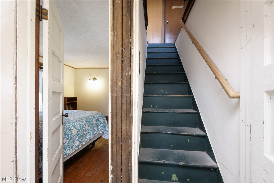Munroe Falls Ave - Residential