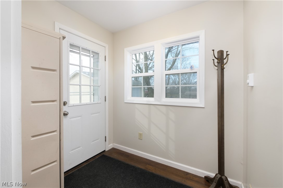 Munroe Falls Ave - Residential