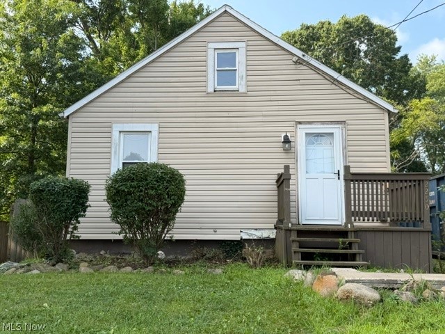 Attention Investors! Don't miss this 2-bedroom, 1-bath Bungalow in Goodyear Heights, Ohio. This home is full of potential and ready for your vision. With the right updates and renovations, it could make an excellent rental property,  or affordable home for a buyer looking to build sweat equity. Conveniently located near shopping, schools, parks, and major highways. Opportunities like this don't come around often—schedule your showing today!