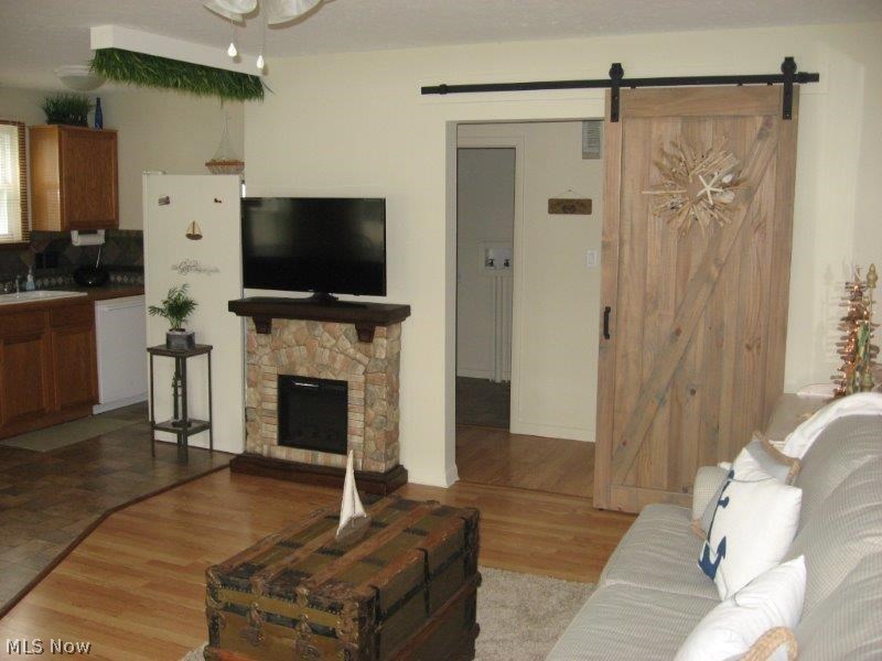 Sunnyside Beach - Residential