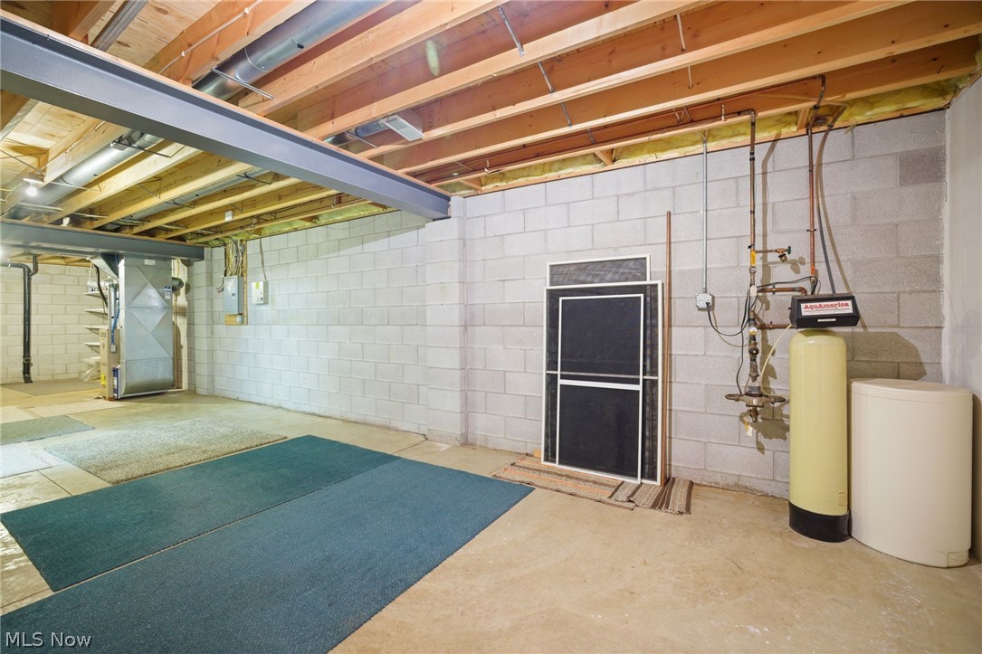Picket Place Condo Ph Two - Residential