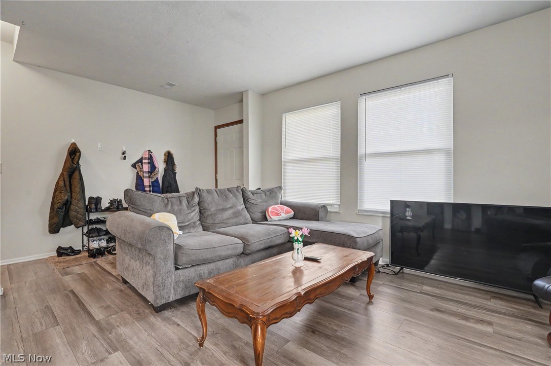 Whitehall East Twnhms - Residential