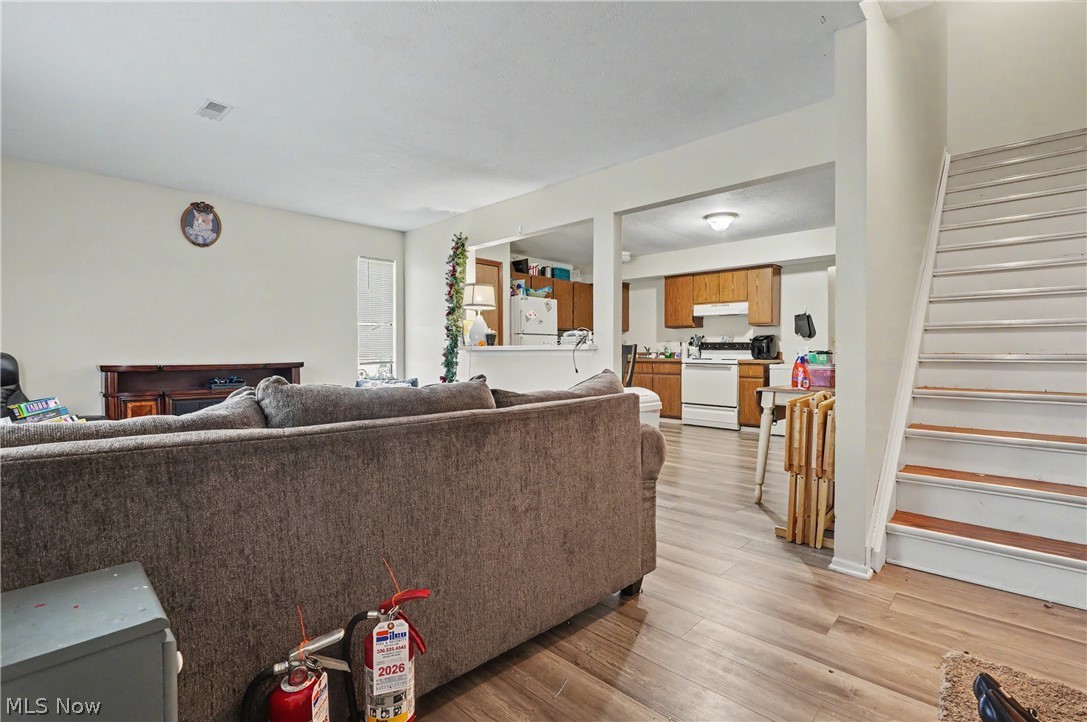 Whitehall East Twnhms - Residential