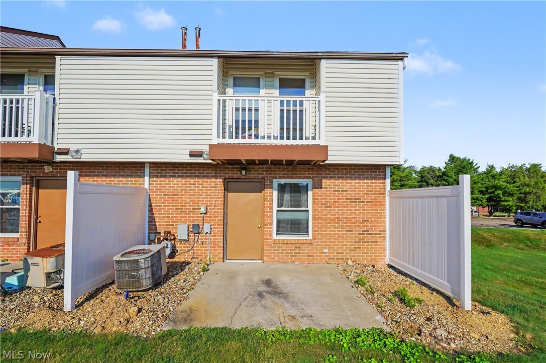Whitehall East Twnhms - Residential