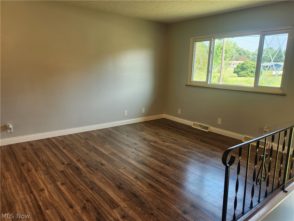 Mirror Lake - Residential