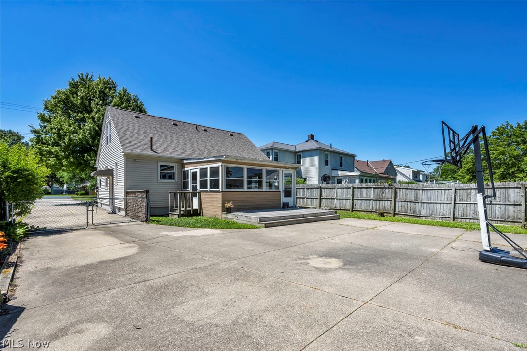 Gulfhurst 01 - Residential