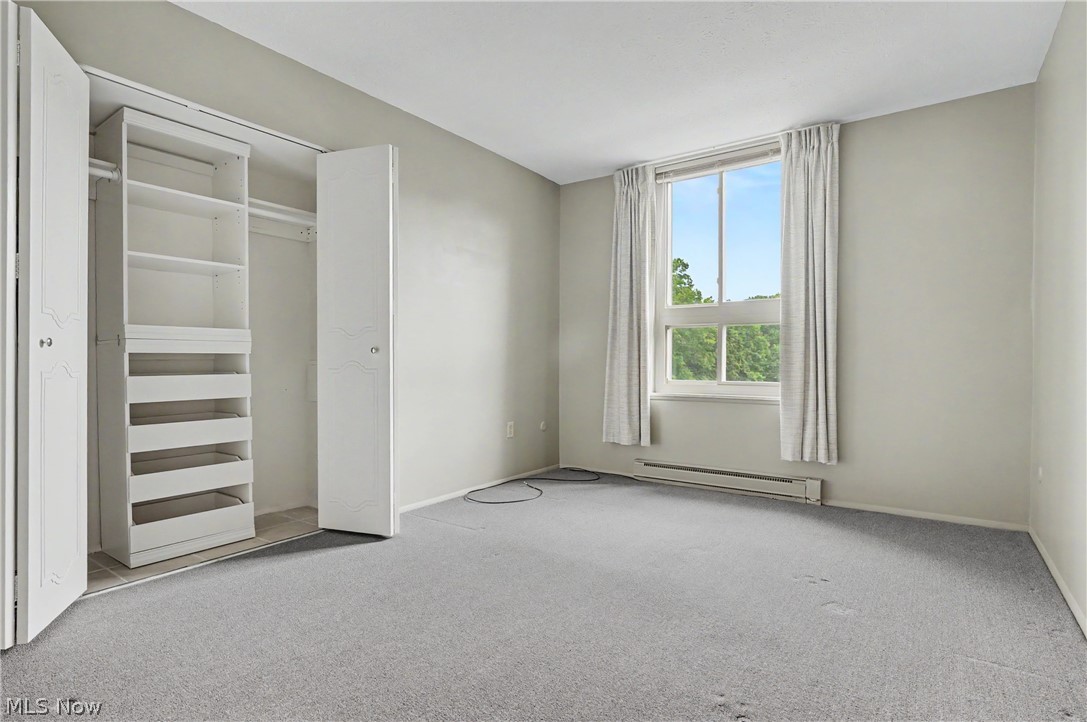 Silver Lake Towers - Residential